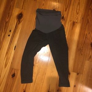 Pea In The Pod Leggings Very Comfy! MATERNITY